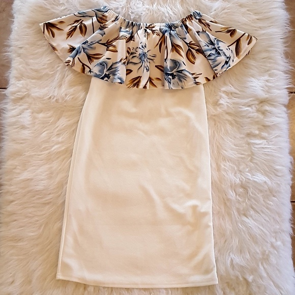 White Floral Off Shoulder Mini Dress - Picture 2 of 4